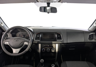 Подержанный автомобиль УАЗ Pickup 2023 года (13 фото)