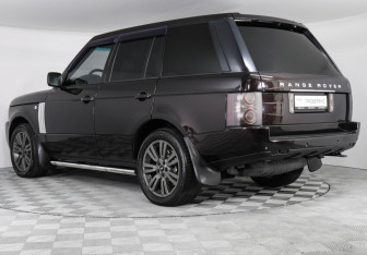 Подержанный автомобиль Land Rover Range Rover 2010 года (7 фото)