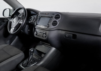 Подержанный автомобиль Volkswagen Tiguan 2012 года (9 фото)