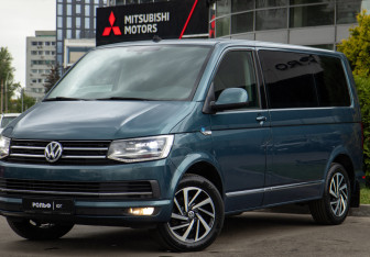 Подержанный автомобиль Volkswagen Caravelle 2018 года (22 фото)