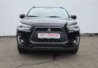 Подержанный автомобиль Mitsubishi ASX 2014 года (2 фото)