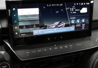 Подержанный автомобиль Toyota Camry Sedan 2025 года (17 фото)