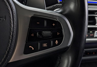 Подержанный автомобиль BMW X6 2019 года (30 фото)
