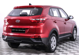 Подержанный автомобиль Hyundai Creta 2019 года (3 фото)