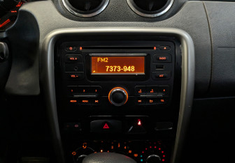 Подержанный автомобиль Renault Duster 2014 года (15 фото)