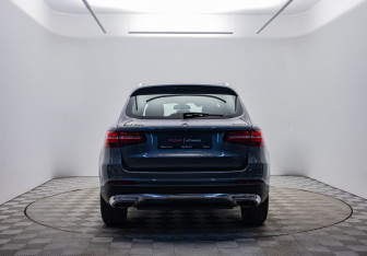Подержанный автомобиль Mercedes-Benz GLC Coupe 2018 года (6 фото)