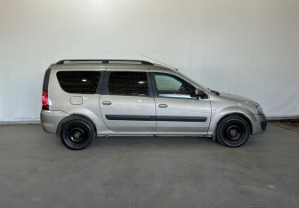 Подержанный автомобиль LADA (ВАЗ) Largus Wagon 2013 года (7 фото)