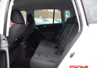 Подержанный автомобиль Volkswagen Tiguan 2011 года (9 фото)