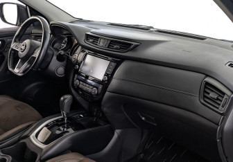 Подержанный автомобиль Nissan Qashqai 2020 года (13 фото)