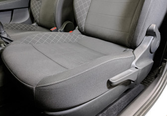 Подержанный автомобиль Skoda Rapid Liftback 2020 года (19 фото)