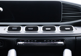 Подержанный автомобиль Mercedes-Benz GLE 2019 года (14 фото)