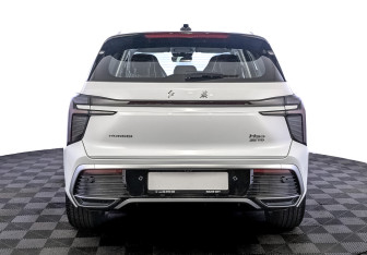 Новый Hongqi HS3 2025 (6 фото)