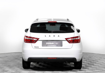 Подержанный автомобиль LADA (ВАЗ) Vesta Wagon 2021 года (6 фото)
