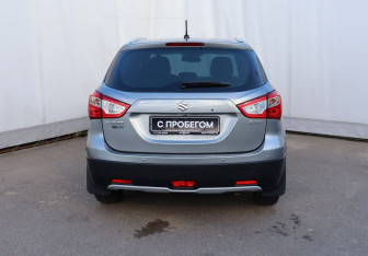 Подержанный автомобиль Suzuki SX4 Hatchback 2014 года (5 фото)