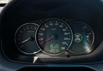 Подержанный автомобиль Mitsubishi Pajero Sport 2013 года (11 фото)