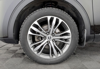 Подержанный автомобиль Haval F7 2020 года (18 фото)