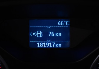 Подержанный автомобиль Ford Focus Hatchback 2011 года (12 фото)
