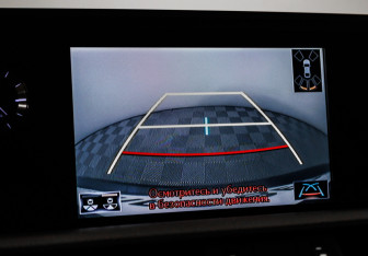 Подержанный автомобиль Lexus ES 2020 года (13 фото)