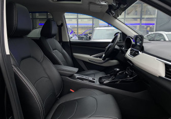 Подержанный автомобиль Chevrolet Captiva 2022 года (24 фото)