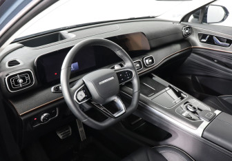 Подержанный автомобиль Jaecoo J8 2024 года (9 фото)