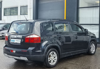 Подержанный автомобиль Chevrolet Orlando 2013 года (5 фото)