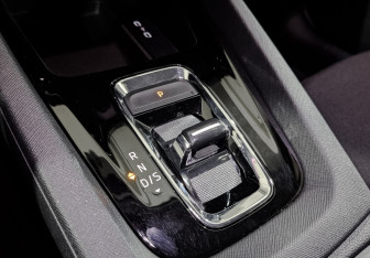 Подержанный автомобиль Skoda Octavia Liftback 2021 года (21 фото)