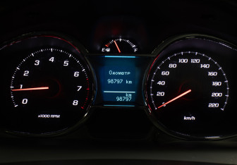 Подержанный автомобиль Chevrolet Captiva 2014 года (14 фото)