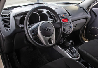 Подержанный автомобиль Kia Soul 2012 года (16 фото)