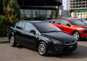 Подержанный автомобиль Ford Focus Sedan 2007 года (2 фото)