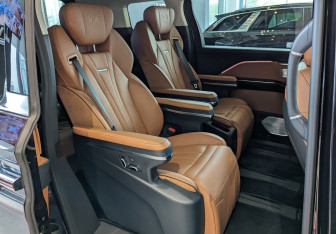 Новый Hongqi HQ9 2022 (12 фото)