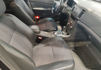 Подержанный автомобиль Chevrolet Epica 2008 года (9 фото)