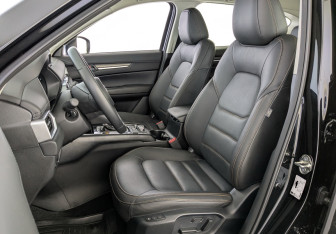 Подержанный автомобиль Mazda CX-5 2024 года (21 фото)