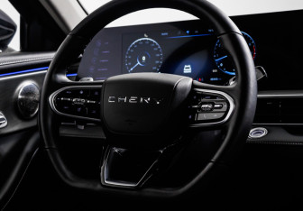 Подержанный автомобиль Chery Arrizo 8 2023 года (14 фото)