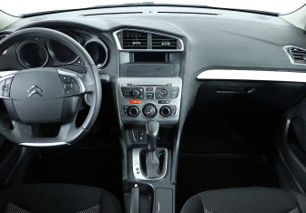 Подержанный автомобиль Citroen C4 Sedan 2019 года (7 фото)