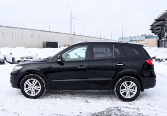 Подержанный автомобиль Hyundai Santa Fe 2011 года (8 фото)
