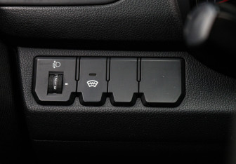 Подержанный автомобиль Kia Rio Sedan 2012 года (14 фото)