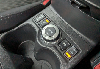 Подержанный автомобиль Nissan X-Trail 2018 года (15 фото)