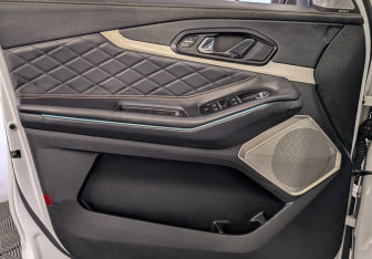 Подержанный автомобиль Exeed TXL 2022 года (19 фото)