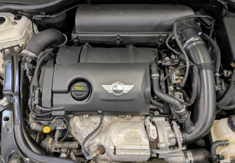 Подержанный автомобиль MINI Coupe 2012 года (9 фото)