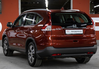 Подержанный автомобиль Honda CR-V 2014 года (7 фото)