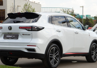 Подержанный автомобиль Changan CS55PLUS 2023 года (22 фото)