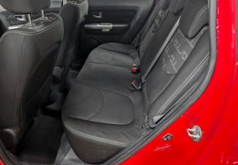 Подержанный автомобиль Kia Soul 2012 года (12 фото)