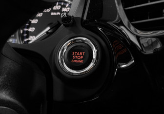 Подержанный автомобиль Mitsubishi Outlander 2021 года (28 фото)