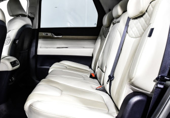 Подержанный автомобиль Hyundai Palisade 2021 года (12 фото)