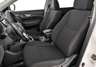 Подержанный автомобиль Nissan X-Trail 2022 года (20 фото)