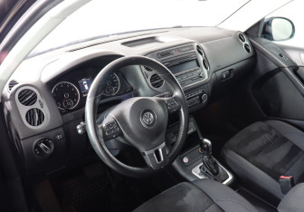 Подержанный автомобиль Volkswagen Tiguan 2013 года (7 фото)