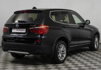 Подержанный автомобиль BMW X3 2011 года (5 фото)