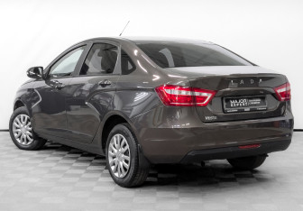 Подержанный автомобиль LADA (ВАЗ) Vesta Sedan 2022 года (8 фото)