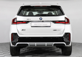 Новый BMW X1 2025 (5 фото)