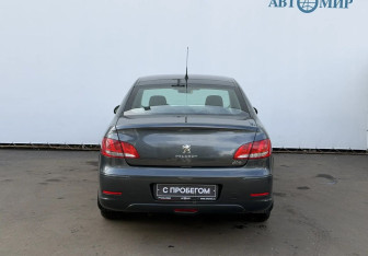 Подержанный автомобиль Peugeot 408 2013 года (6 фото)
